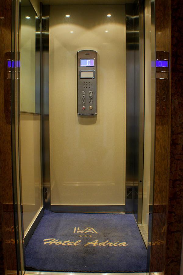 Adria Hotel 3*